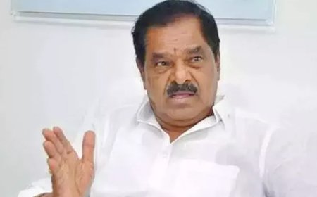 మాజీ డిప్యూటీ సిఎం నారాయణస్వామి ఇంట్లో సిట్‌ సోదాలు