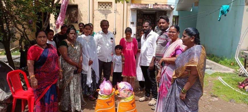 కాకినాడలో ఆపద్బాంధవుడు మచ్చా గంగాధర్ – దుర్గాడి వీర మణికంఠ కుటుంబానికి అండగా..